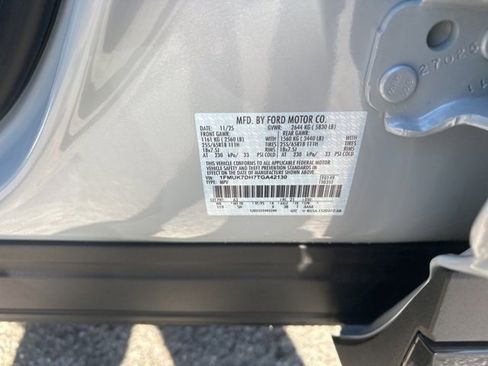 New 2026 Ford Explorer Active w/ Active Comfort Package image 37