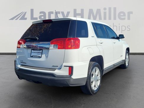 Used 2017 GMC Terrain SLE image 5