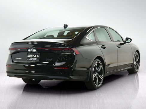 Used 2024 Honda Accord Sport image 5