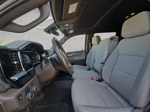 Used 2025 Chevrolet Silverado 1500 LT RWD image 19