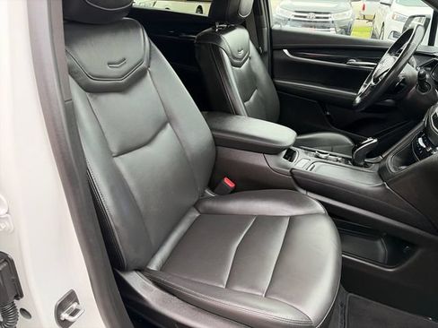 Used 2023 Cadillac XT5 Premium Luxury AWD/4WD image 39