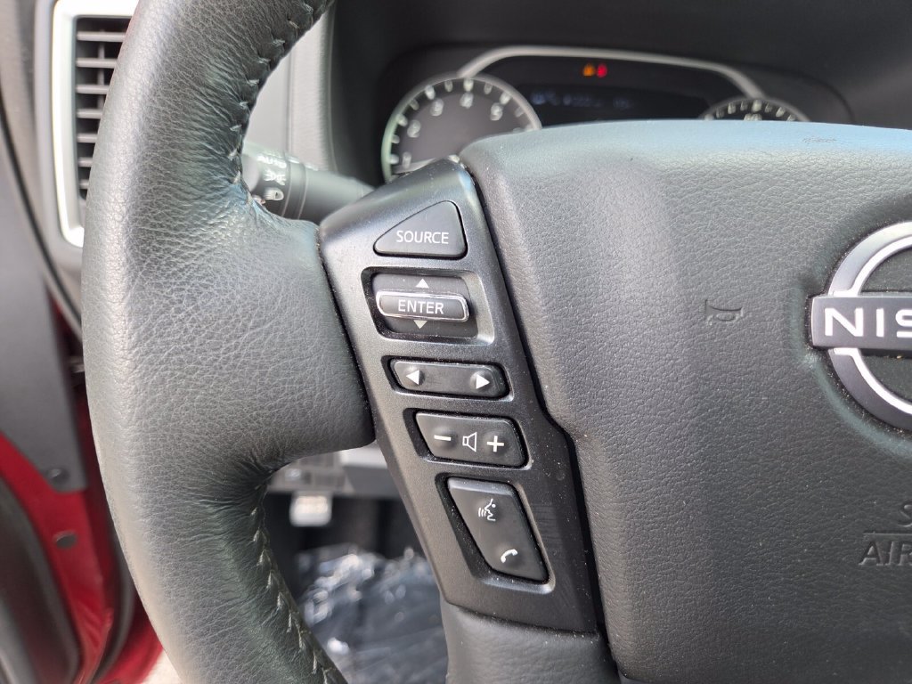 Used 2024 Nissan Frontier SV w/ SV Convenience Package RWD image 32