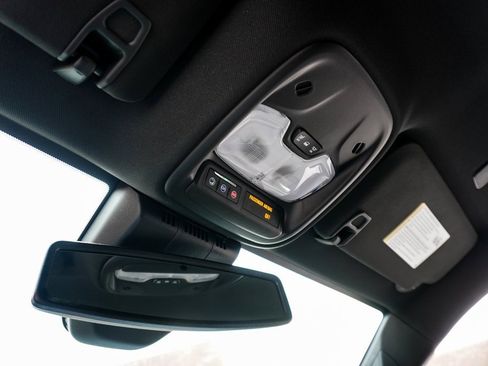 Used 2023 Chevrolet Colorado ZR2 w/ Desert Boss Special Edition image 38