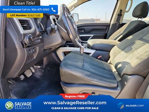 Used 2016 Nissan Titan SV image 9