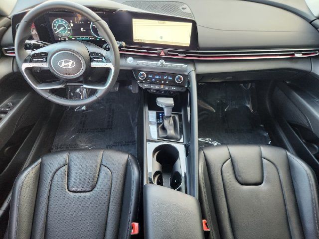 Used 2024 Hyundai Elantra Limited FWD image 28