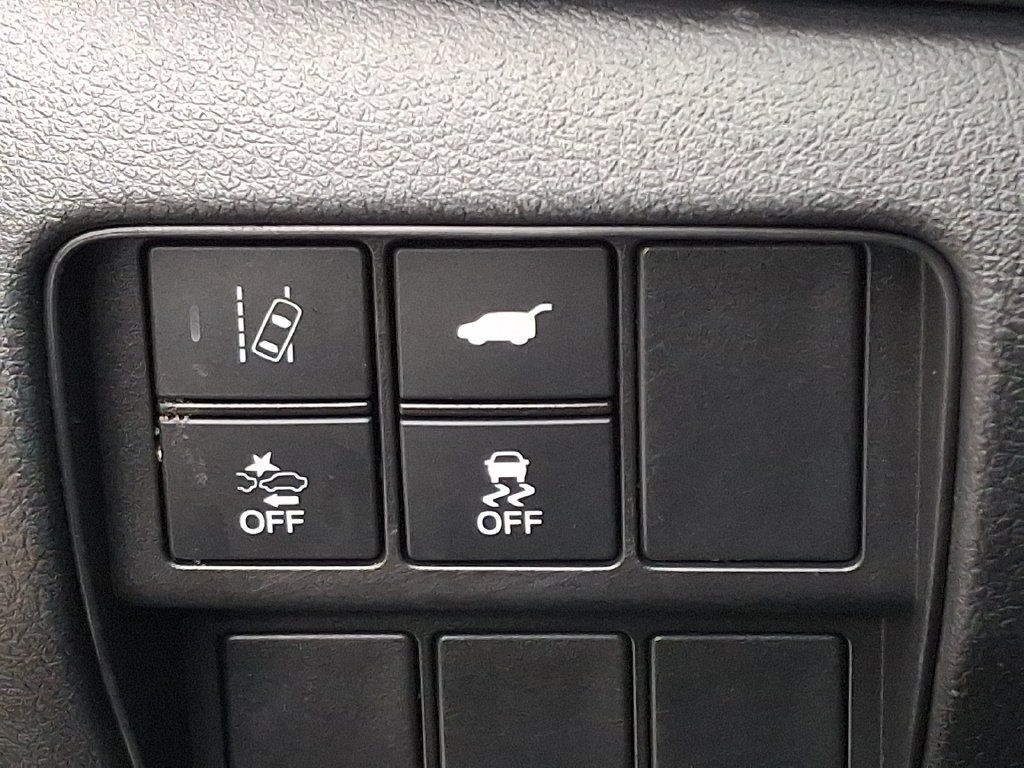 Used 2018 Honda CR-V Touring image 27
