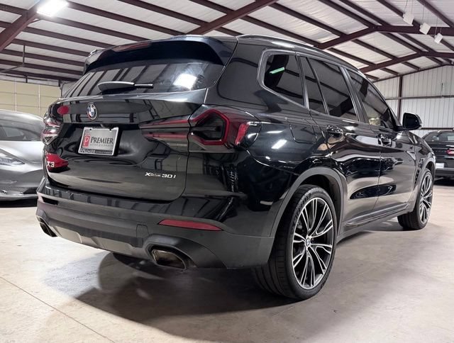 Used 2022 BMW X3 xDrive30i w/ Premium Package 2 AWD/4WD image 2