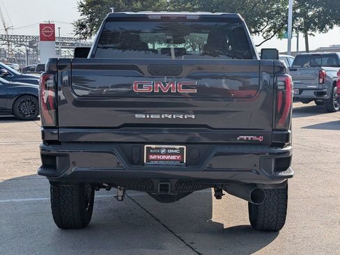 Used 2026 GMC Sierra 2500 AT4 AWD/4WD image 5