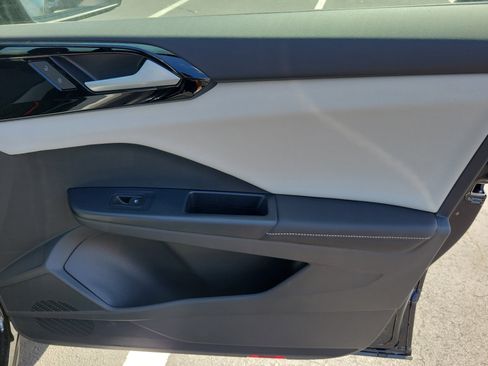 New 2026 Volkswagen Taos S FWD image 8