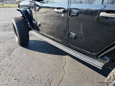 Used 2023 Jeep Wrangler Unlimited Rubicon w/ Xtreme 35 Tire Package image 23