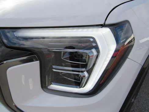 New 2026 GMC Terrain AT4 w/ Convenience Package III image 9