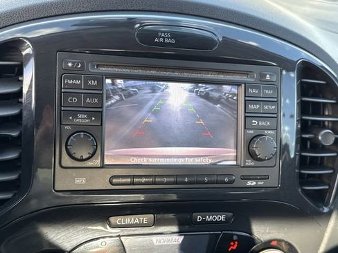 Used 2014 Nissan Juke SV w/ Navigation Package AWD/4WD image 29