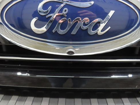 Used 2025 Ford F250 Platinum image 56