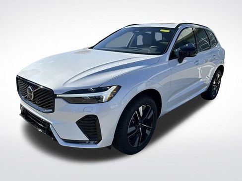 New 2026 Volvo XC60 B5 Core w/ Climate Package PRO image 4