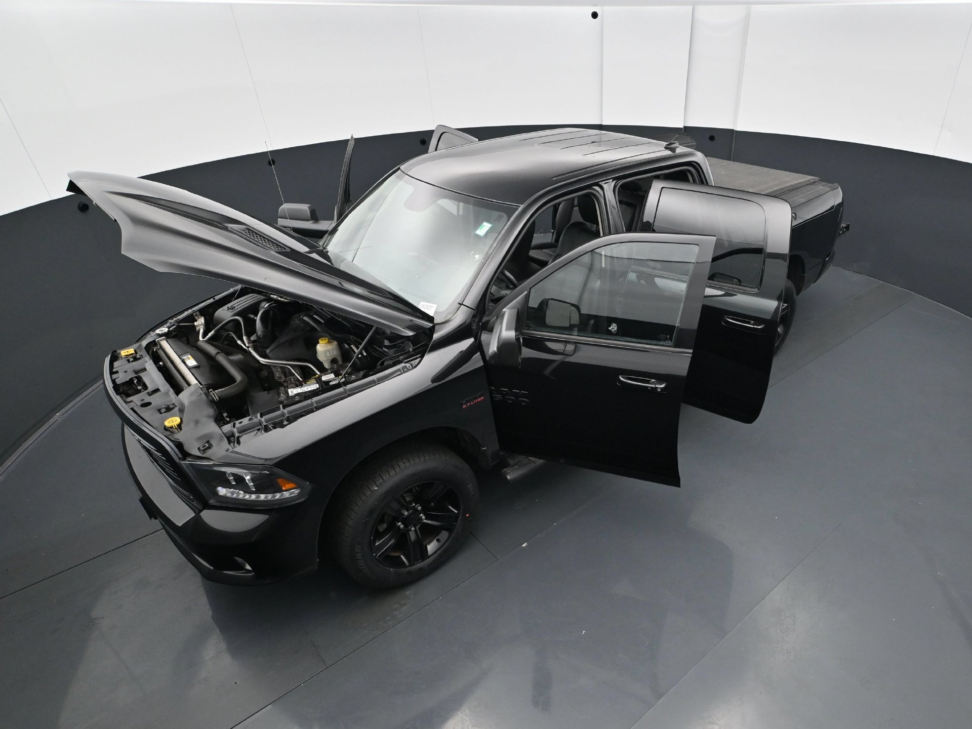 Used 2015 RAM 1500 Sport w/ Black Ram 1500 Sport Group AWD/4WD image 41