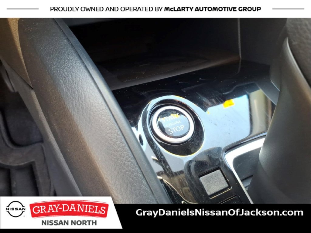 Certified 2025 Nissan Versa SV w/ Trunk Package FWD image 16