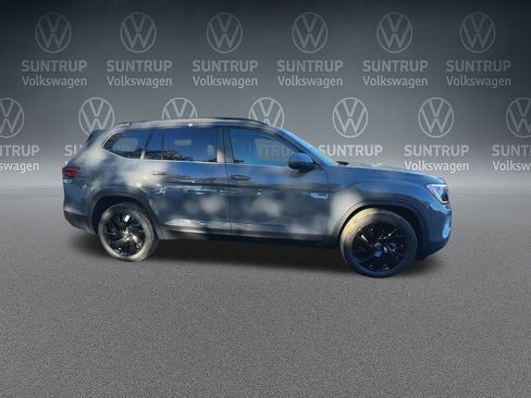 New 2026 Volkswagen Atlas SE image 24