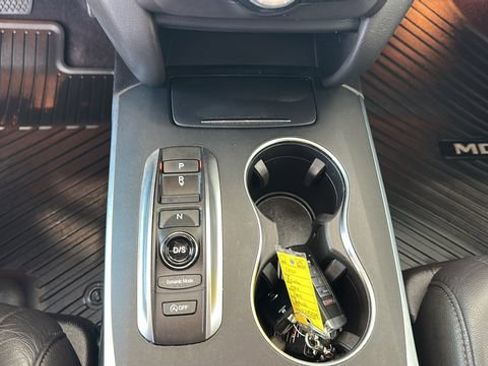 Used 2020 Acura MDX SH-AWD image 15