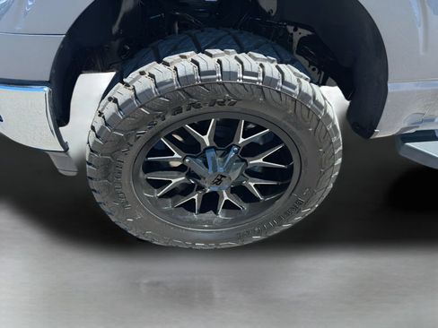 Used 2024 Ford F150 XLT AWD/4WD image 25