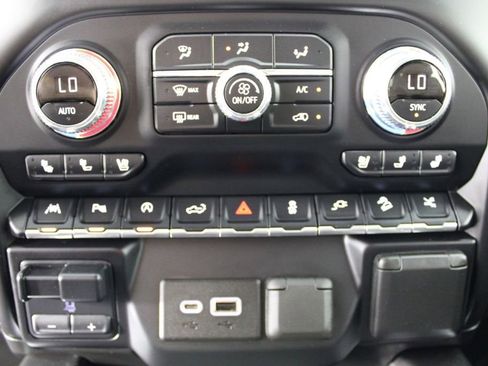 Used 2019 GMC Sierra 1500 Denali image 27