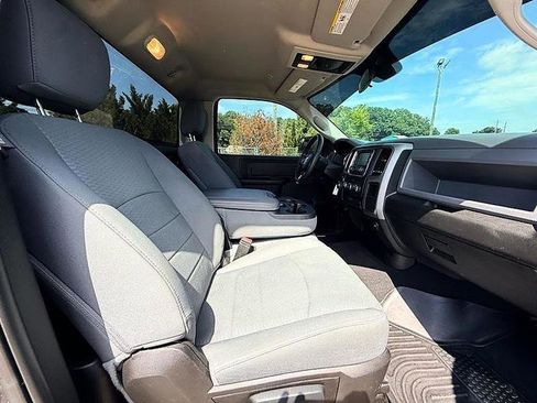 Used 2020 RAM 1500 Express w/ Express Value Package RWD image 20