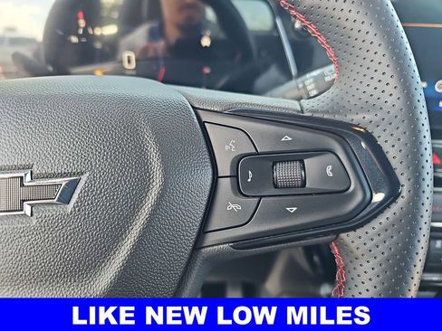 Used 2025 Chevrolet TrailBlazer RS w/ Driver Confidence Package image 17
