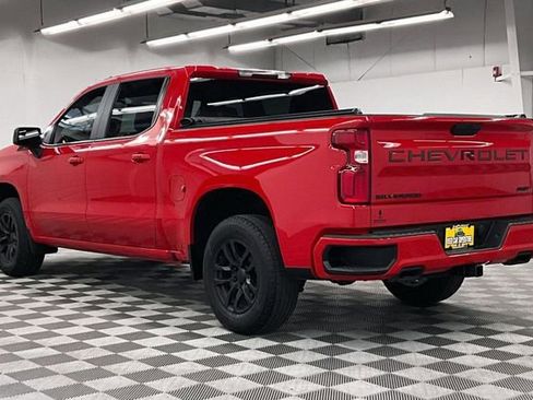 Used 2021 Chevrolet Silverado 1500 RST AWD/4WD image 2