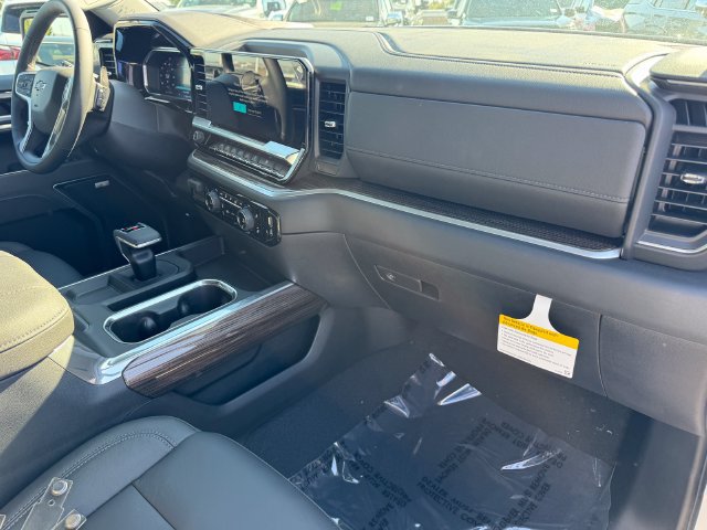 New 2026 Chevrolet Silverado 1500 RST AWD/4WD image 6