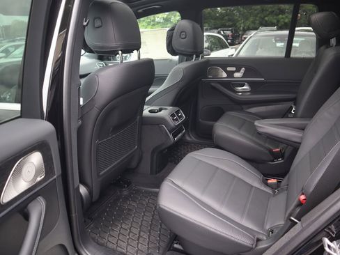 New 2025 Mercedes-Benz GLS 580 4MATIC image 11