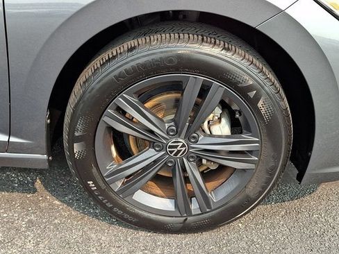 Used 2023 Volkswagen Jetta SE w/ Black Wheel Package FWD image 11