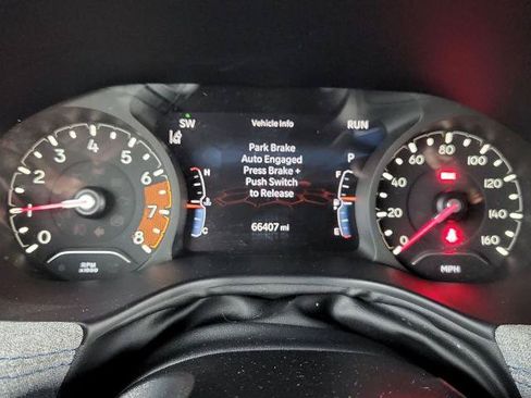 Used 2024 Jeep Compass Latitude AWD/4WD image 26