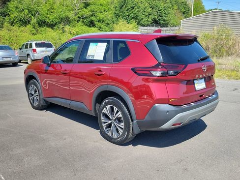 Used 2023 Nissan Rogue SV w/ SV Premium B Package FWD image 5