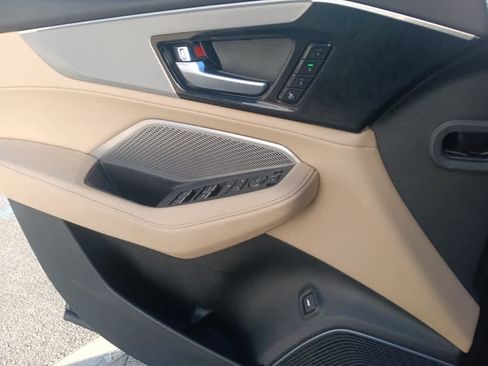 Used 2023 Acura MDX SH-AWD image 15