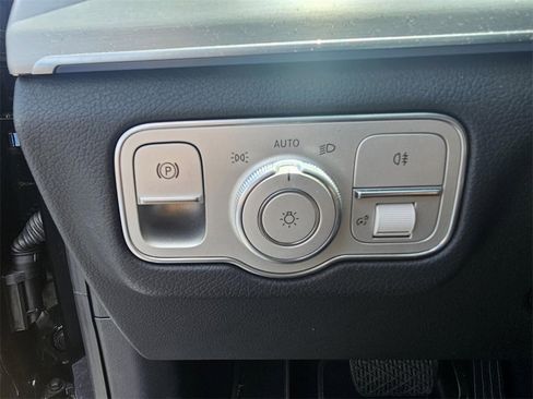 Used 2024 Mercedes-Benz GLE 450 4MATIC image 15