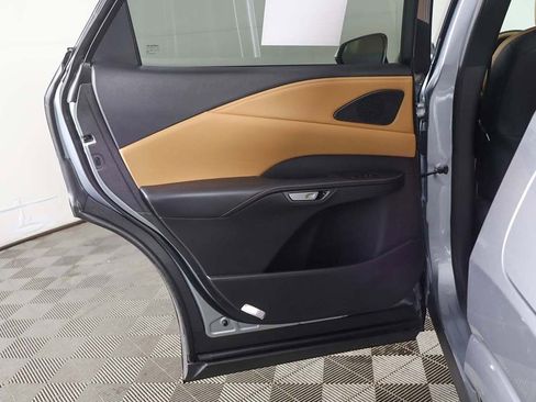 Used 2024 Lexus RX 350 w/ Convenience Package image 28