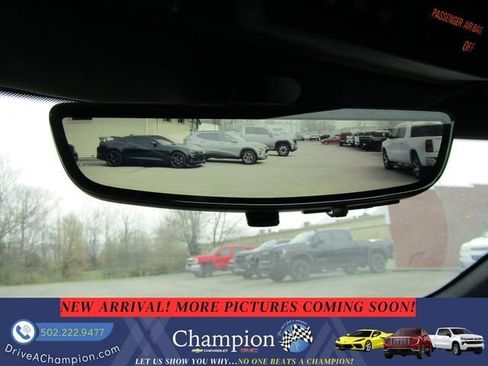 Used 2021 Chevrolet Camaro LT image 18
