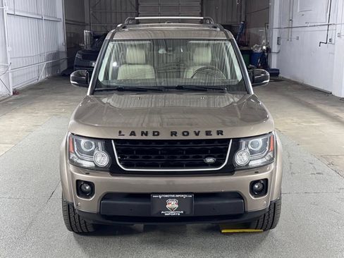 Used 2016 Land Rover LR4 HSE AWD/4WD image 2