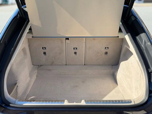 Used 2022 Mercedes-Benz EQS 580 580 w/ Exclusive Trim Package image 51