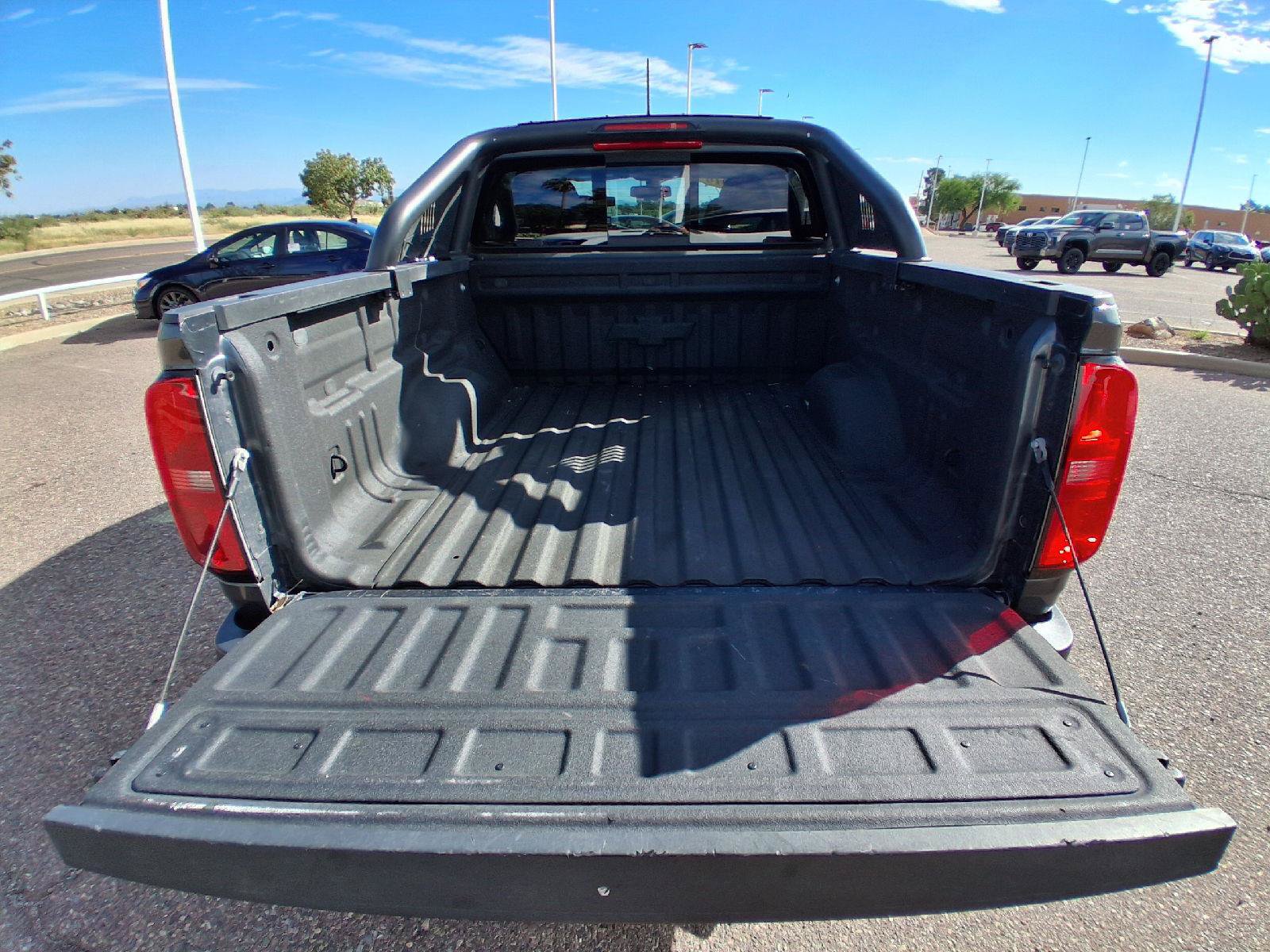 Used 2016 Chevrolet Colorado Z71 AWD/4WD image 24