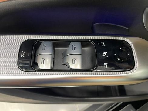 New 2026 Mercedes-Benz GLC 300 image 38