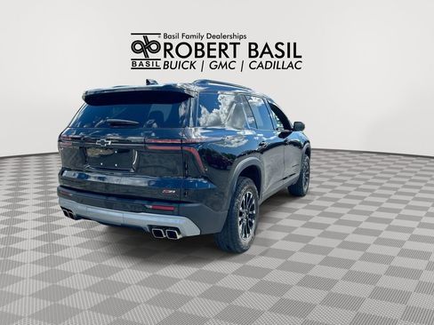 Used 2024 Chevrolet Traverse Z71 AWD/4WD image 8