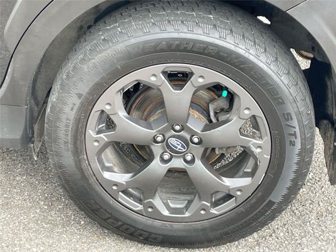 Used 2022 Subaru Crosstrek 2.5i Sport w/ Moonroof Package AWD/4WD image 9