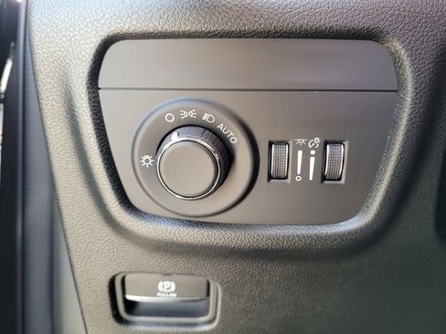 New 2025 Jeep Grand Cherokee L Altitude image 22