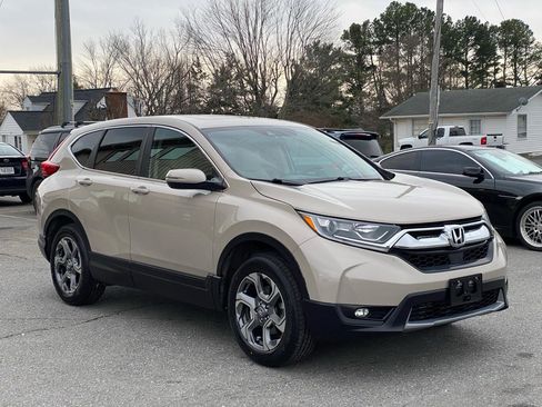 Used 2018 Honda CR-V EX image 4