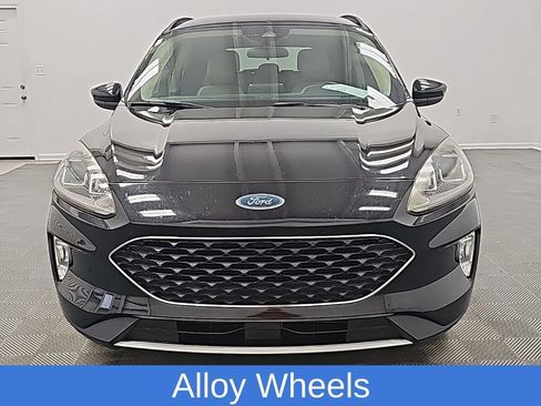 Used 2020 Ford Escape SEL image 3