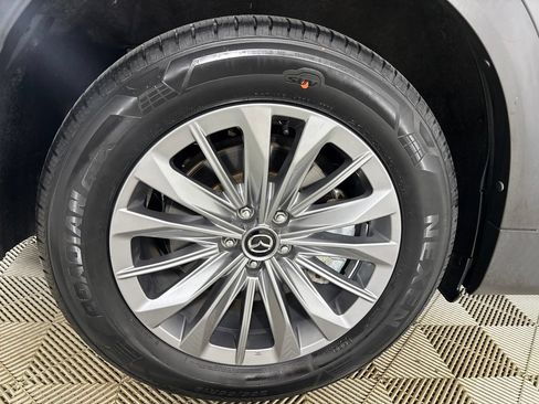 Used 2024 MAZDA CX-90 3.3 Turbo w/ Preferred Package AWD/4WD image 35