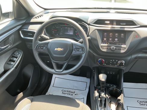 Certified 2023 Chevrolet TrailBlazer LT AWD/4WD image 9