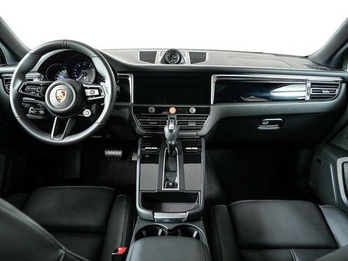 New 2026 Porsche Macan Turbo AWD/4WD image 22