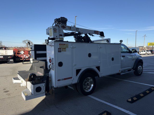 Used 2017 RAM 5500 Tradesman w/ Power & Remote Entry Group AWD/4WD image 3