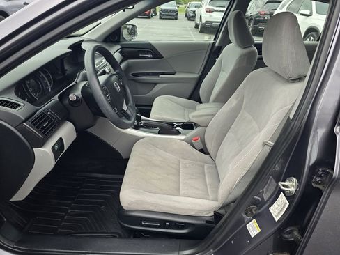 Used 2013 Honda Accord EX image 11